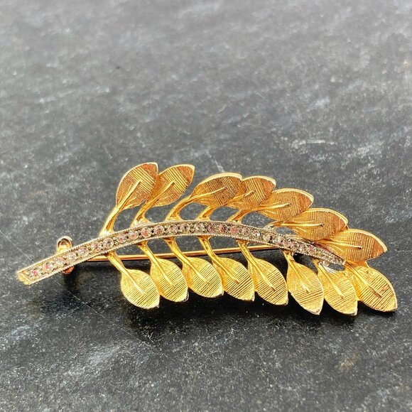 VINTAGE Gold tone brushed metal and clear rhinestone tree branch brooch pin - Picture 6 of 7